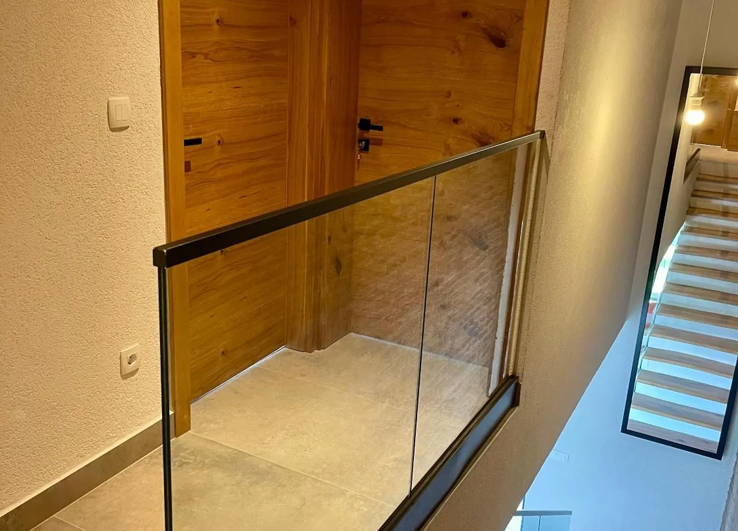 Homestay Villa V, Pool View Room With French Balcony, Private Bathroom, Shared Kitchen, Living Room And Garden With Heated Pool, Privlaka, Zadar