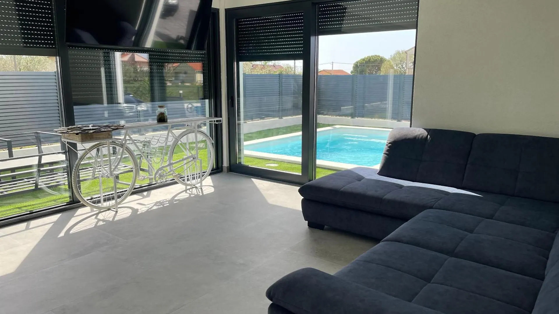 Villa V, Pool View Room With French Balcony And Heated Pool, Privlaka, Zadar Privlaka  Croatia
